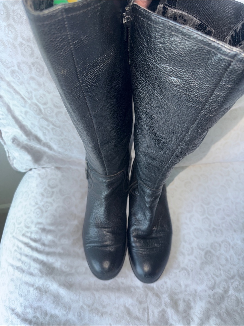 Naturalizer Black Leather Wide Calf Boots with Gold Hardware - Picture 5 of 11